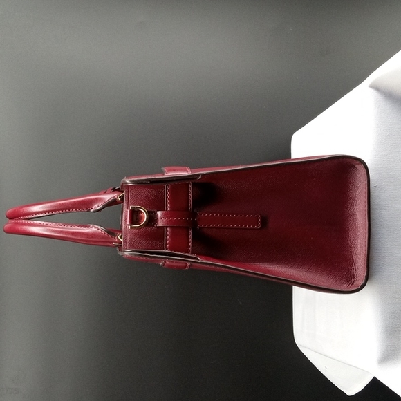 BURGUNDY MICHAEL KORS LEATHER HANDBAG FOR FALL AND WINTER IN EUC - Picture 4 of 11